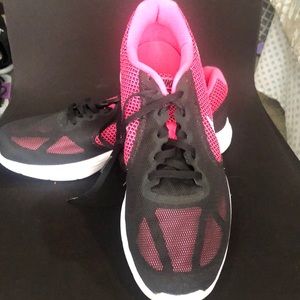 Like New Nike Revolutions Size 11